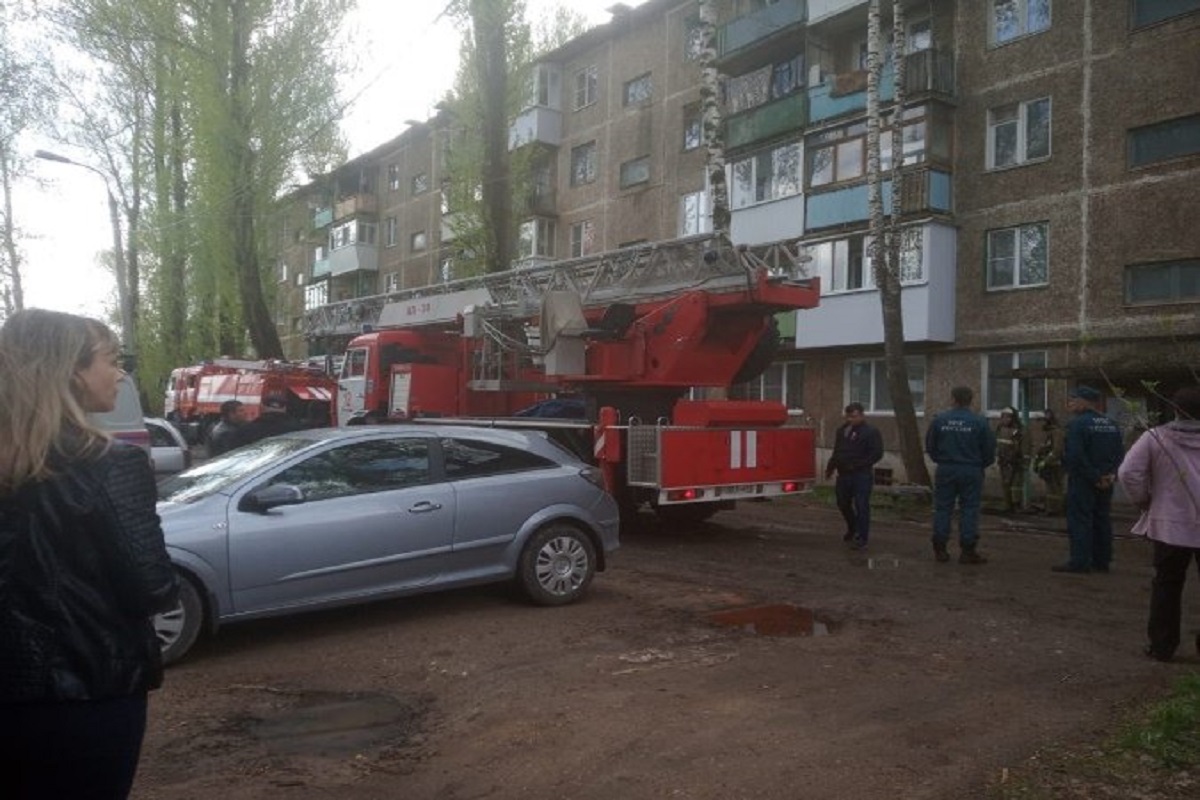 Ржев новости города сегодня происшествия. Ржев пожар. Пожар в Ржеве вчера. Пожарные Ржев. Пожар в Ржеве сегодня.