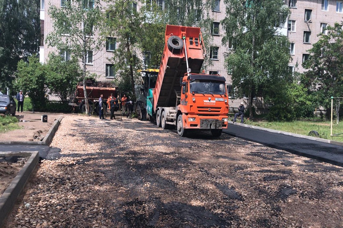 Работа во ржеве. Город Ржев 2020. Ржев благоустройство. Город Ржев дороги. Дворы Ржева.